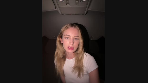 EvieEvans StripChat Female 06-02-2025