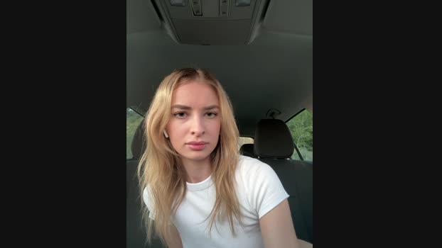 EvieEvans StripChat Female 06-02-2025