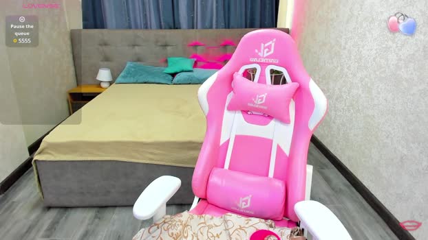 Fera1_Berry StripChat Female 06-02-2025