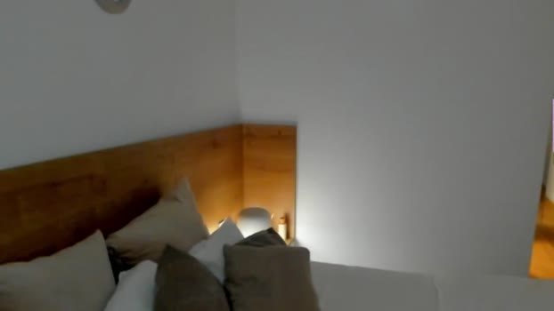 Lara_xo MyFreeCams Female 06-02-2025