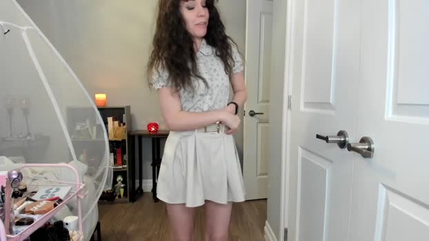 Laurel MyFreeCams Female 07-02-2025