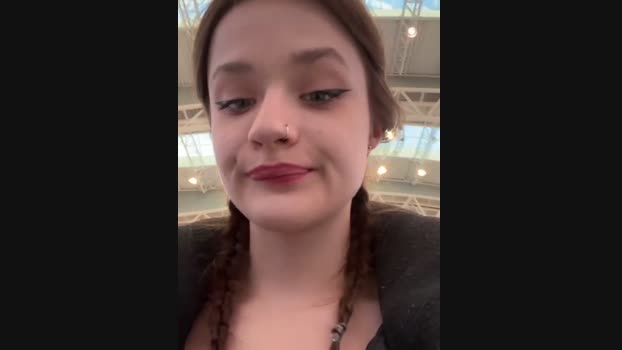 Mila___meow StripChat Female 07-02-2025