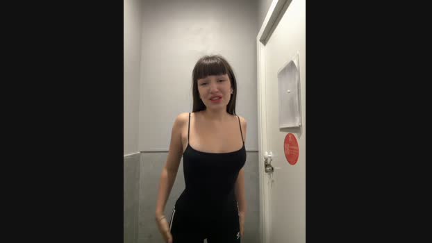 Sophie_Avory StripChat Female 06-02-2025