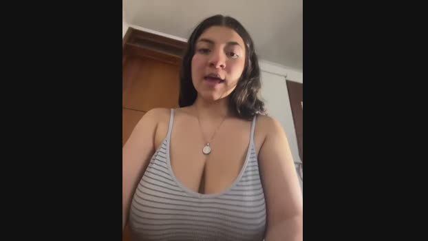 ariel_72 StripChat Female 06-02-2025