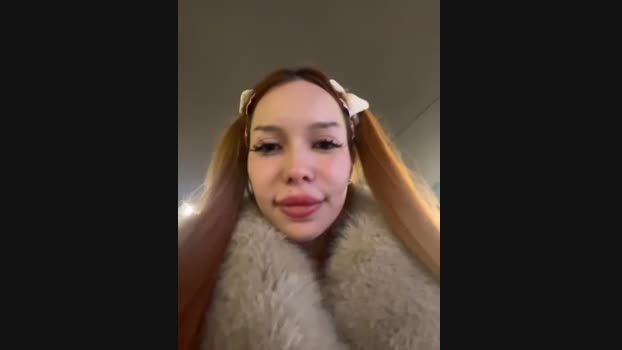 babydolll StripChat Female 06-02-2025