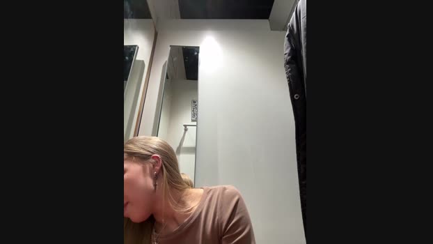 mur_girl StripChat Female 07-02-2025