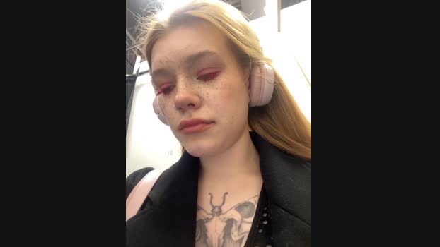 Honey___Hot StripChat Female 07-02-2025