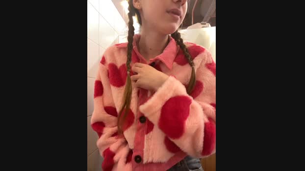 Lia__Love StripChat Female 07-02-2025