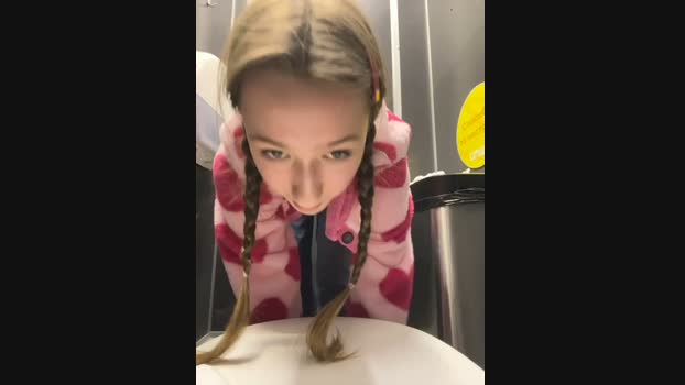 Lia__Love StripChat Female 07-02-2025