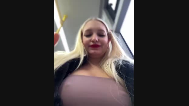 Milkyy_wway StripChat Female 08-02-2025