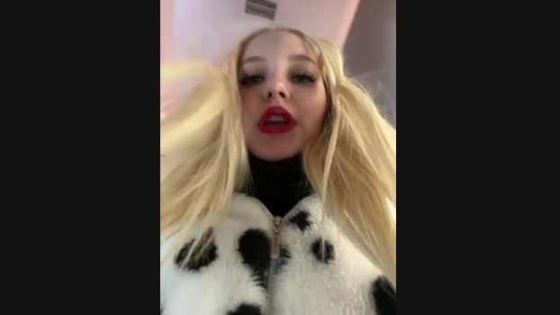 Milkyy_wway StripChat Female 08-02-2025