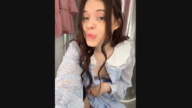 Times__Square StripChat Female 07-02-2025