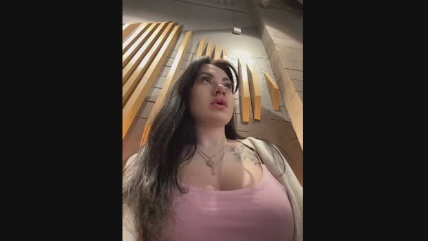 Wet__Bunny StripChat Female 08-02-2025