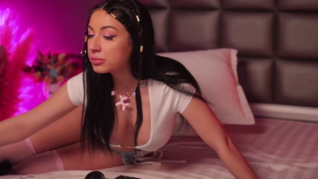 Anais_Bloom StripChat Female 08-02-2025