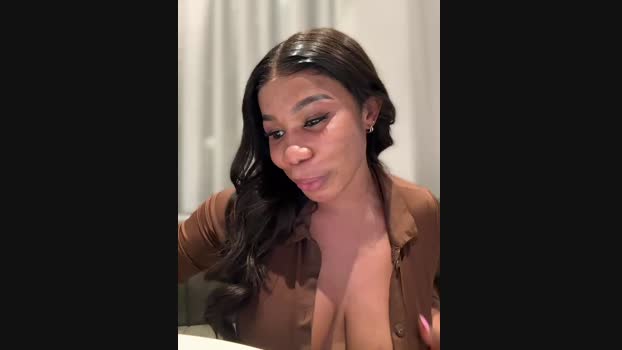 Belle___ StripChat Female 08-02-2025