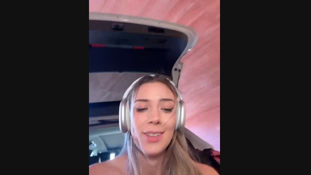 HopeHeaven StripChat Female 09-02-2025