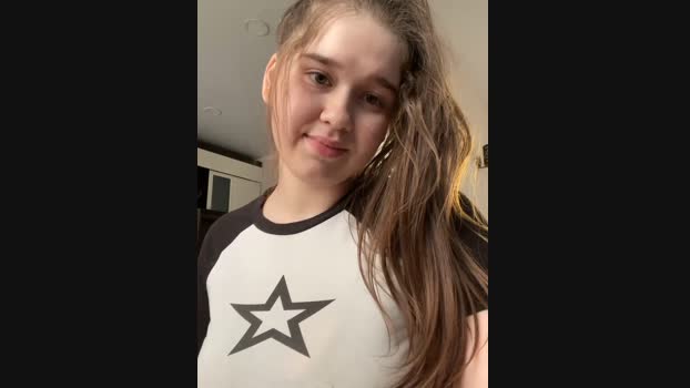 HornyGirlH StripChat Female 08-02-2025