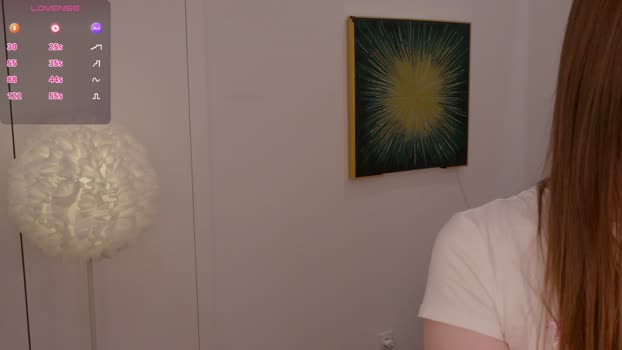 Lilly_Colins StripChat Female 08-02-2025