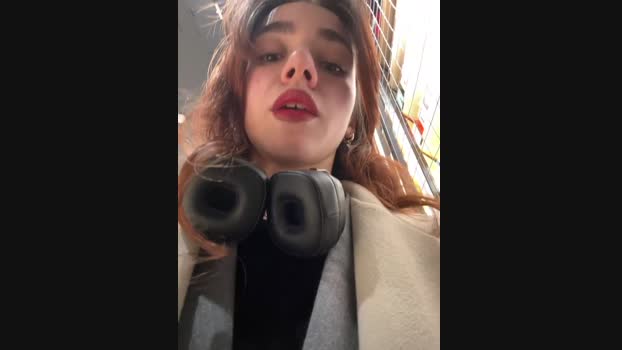 Lily__Belle StripChat Female 08-02-2025