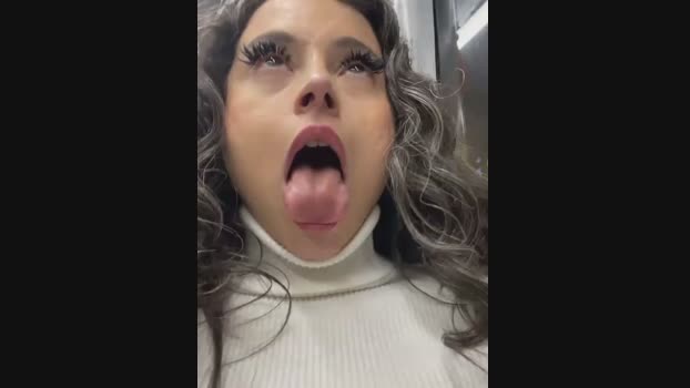 Lina_twin StripChat Female 08-02-2025