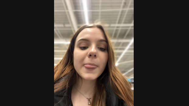 Luna__Mur StripChat Female 08-02-2025