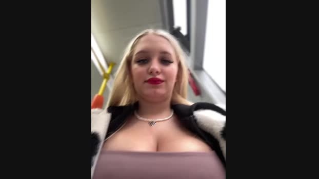 Milkyy_wway StripChat Female 09-02-2025