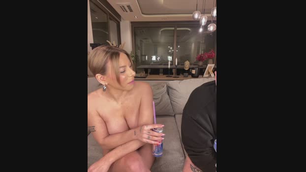 SexOnMyLvL StripChat Female 08-02-2025