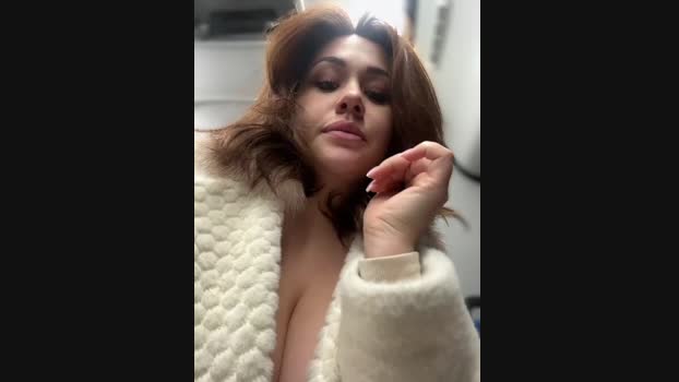 South_Carolina StripChat Female 08-02-2025