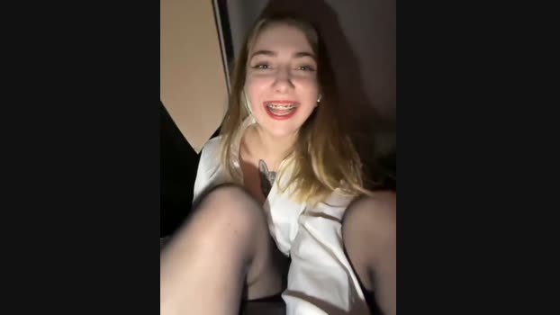 Sunny___Bunny StripChat Female 08-02-2025