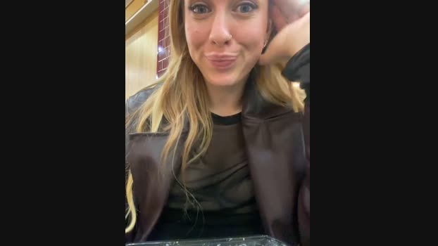 Sweet___Emily StripChat Female 08-02-2025