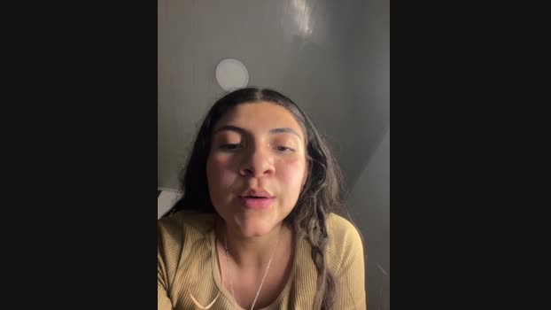 ariel_72 StripChat Female 08-02-2025