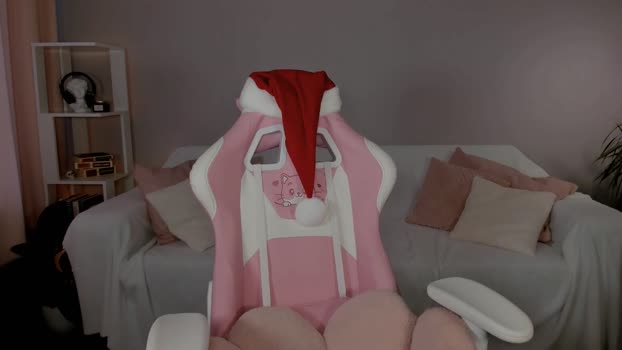 leahsthetics Chaturbate Female 08-02-2025