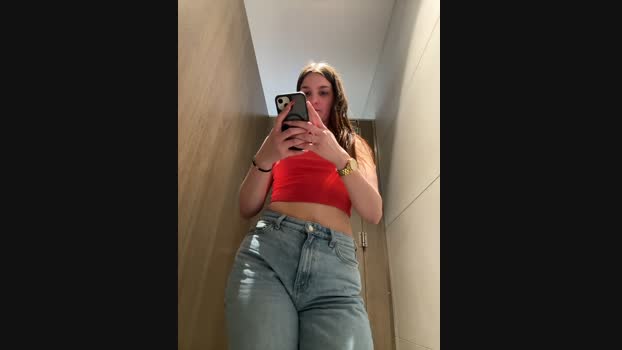 DoriDeluxe66 StripChat Female 09-02-2025