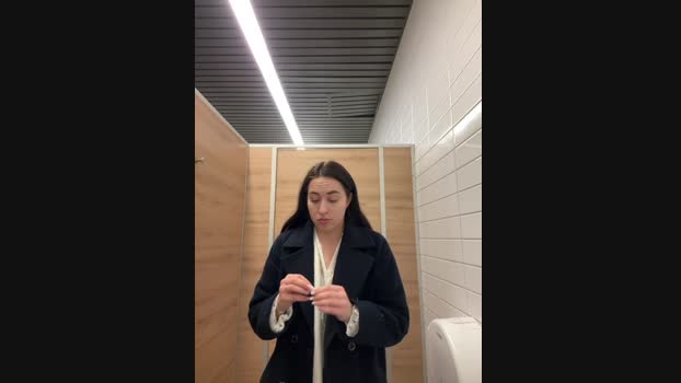 Holly_Play StripChat Female 10-02-2025