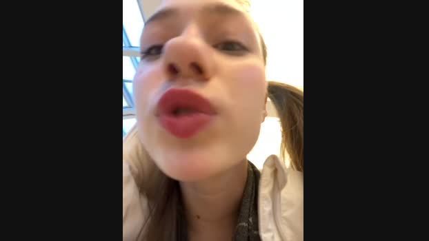 Lia__Love StripChat Female 10-02-2025