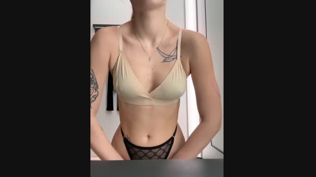 Naomi__Mi StripChat Female 09-02-2025