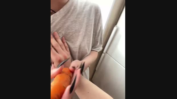 PrettyBlade StripChat Female 09-02-2025