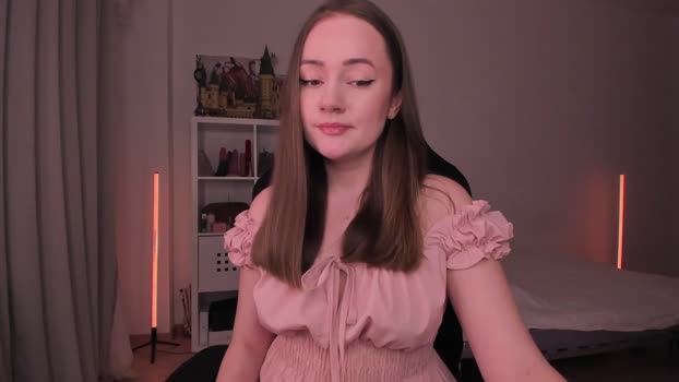 WalkingGirl StripChat Female 09-02-2025