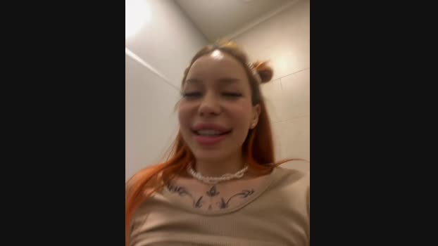 babydolll StripChat Female 10-02-2025