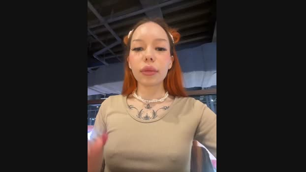 babydolll StripChat Female 10-02-2025