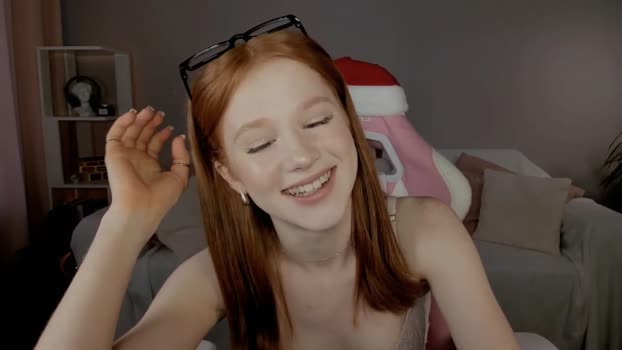 leahsthetics Chaturbate Female 09-02-2025