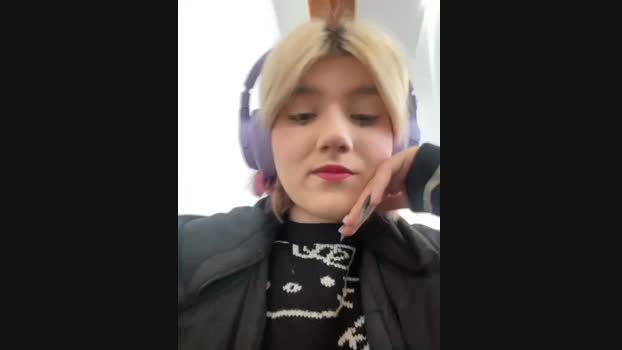Baby__Naughty StripChat Female 11-02-2025