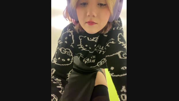 Baby__Naughty StripChat Female 11-02-2025