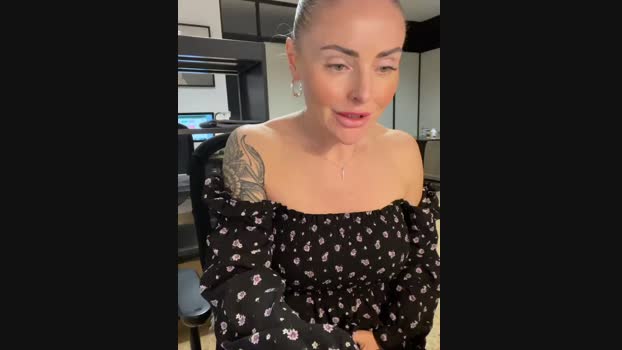 EmaSalis StripChat Female 11-02-2025