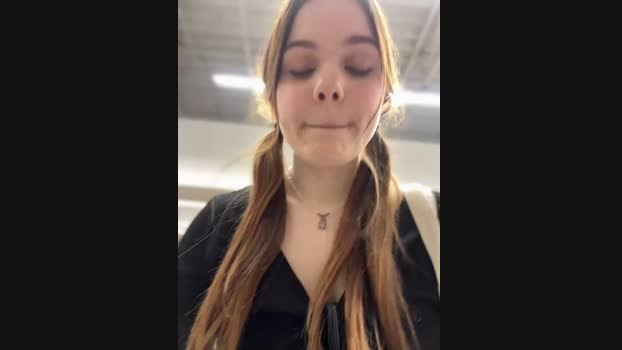 Luna__Mur StripChat Female 11-02-2025