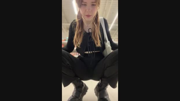 Luna__Mur StripChat Female 11-02-2025