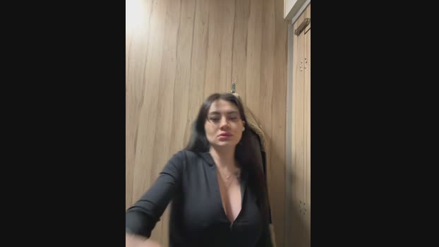 Wet__Bunny StripChat Female 11-02-2025