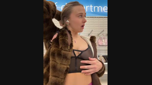 lunagirl13 StripChat Female 10-02-2025