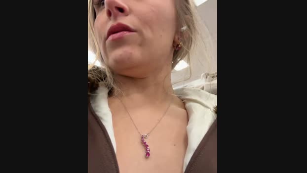 lunagirl13 StripChat Female 10-02-2025