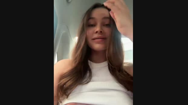 nicole111 StripChat Female 11-02-2025